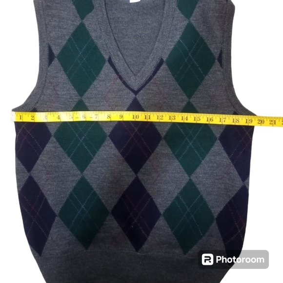 Tricots St Raphael V Neck Vintage Gray Wool Argyle  Sweater Vest  Size Large - Picture 4 of 8